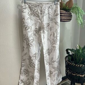 VTG! LONDON JEAN (VS) Womens White and Gray Floral Lounge Pants